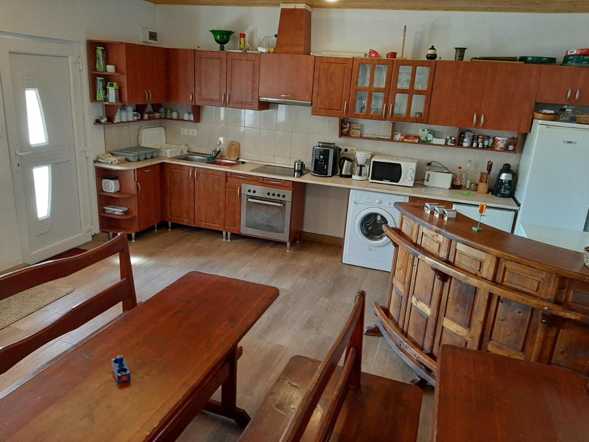Matyas Vendeghaz Apartment Fuzesgyarmat Exterior photo
